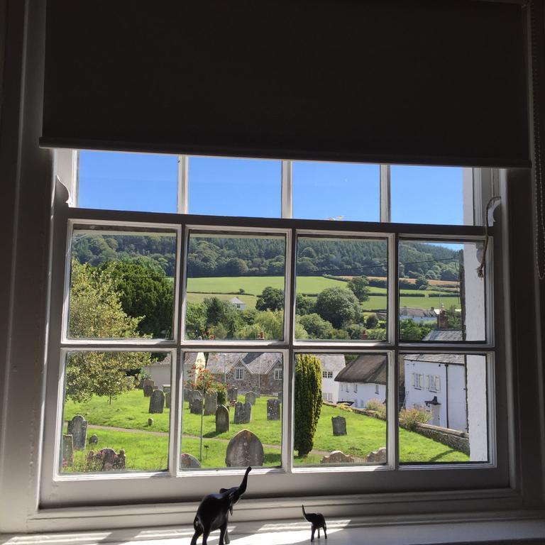 Red Lion Inn Sidbury Bagian luar foto